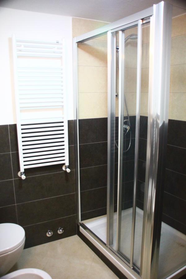 Deluxe Double Room with Extra Bed,539478060:JPEG