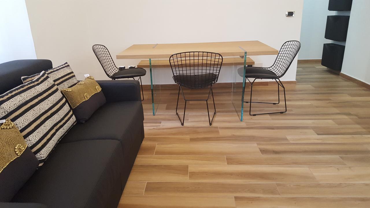 Deluxe Queen Suite