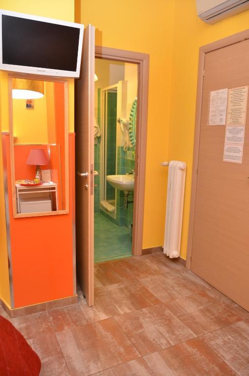 Economy Double or Twin Room