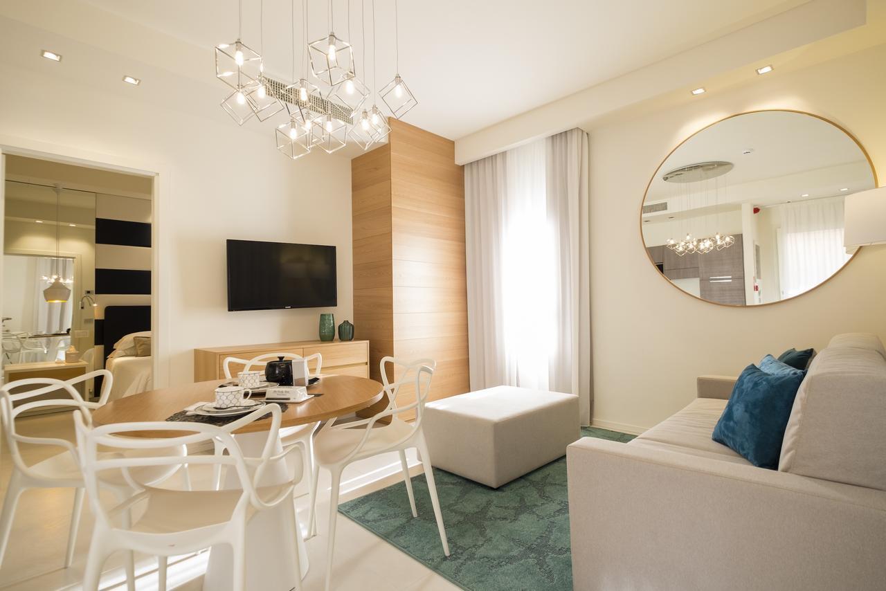 Switchable Apartment Option,822892703:JPEG