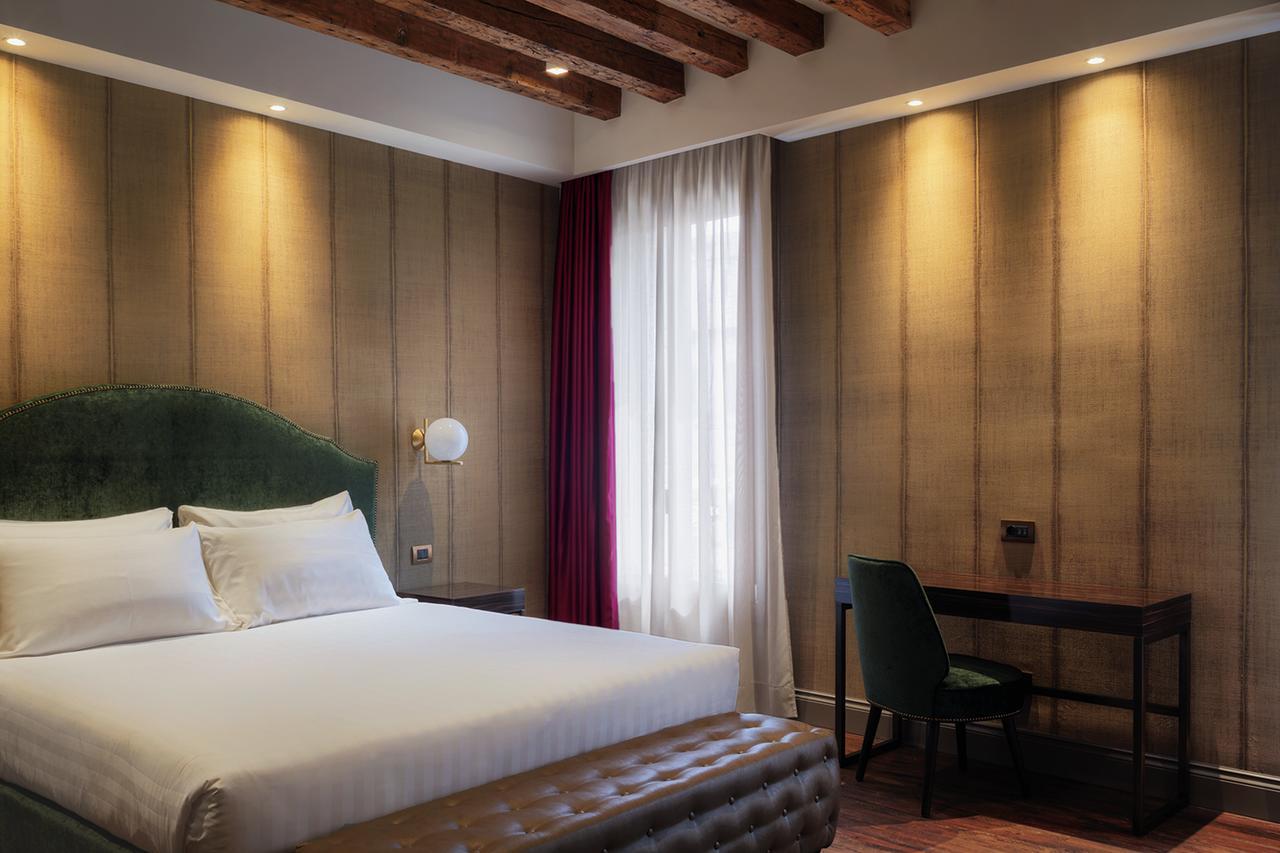 Junior Suite con Vista Canale