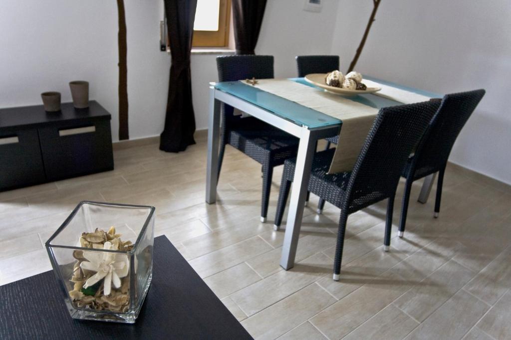 Appartamento con 2 Camere da Letto