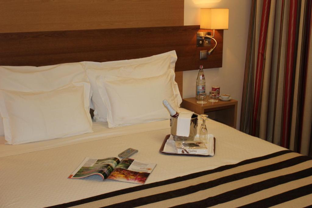 Romantic Room King-Size bed