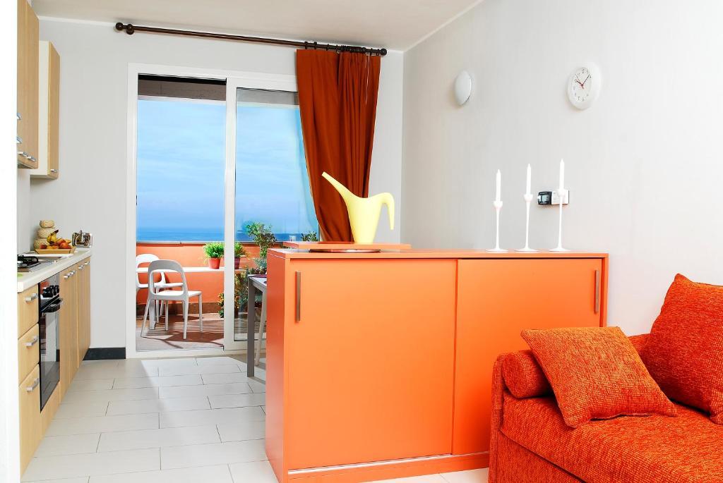 Appartamento con 1 Camera da Letto e Vista Mare (2 Adulti)