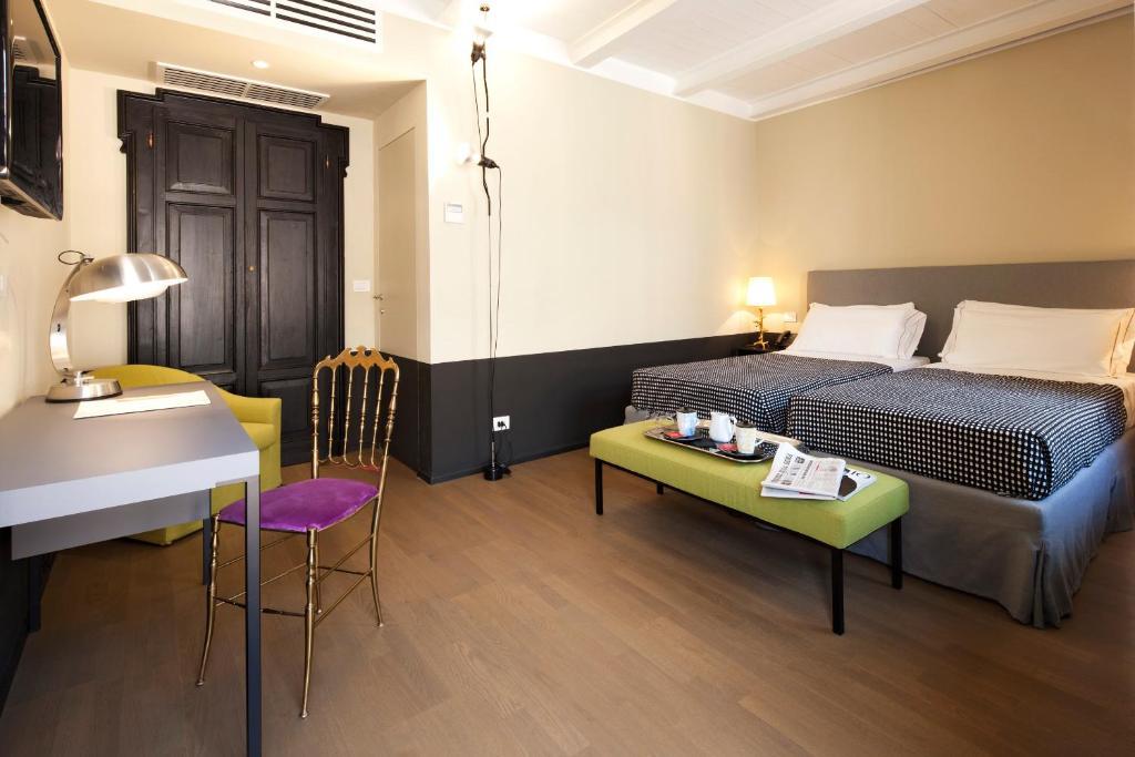 Superior Double or Twin Room Courtyard view