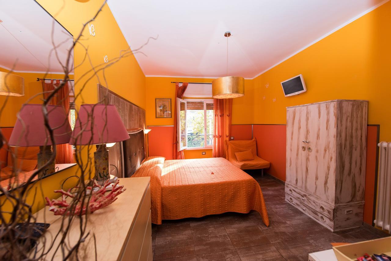 Triple Room Private Bathroom
