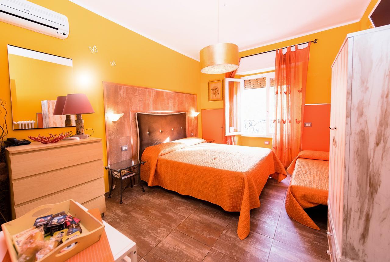 Triple Room with Private Bathroom,632566161:JPEG