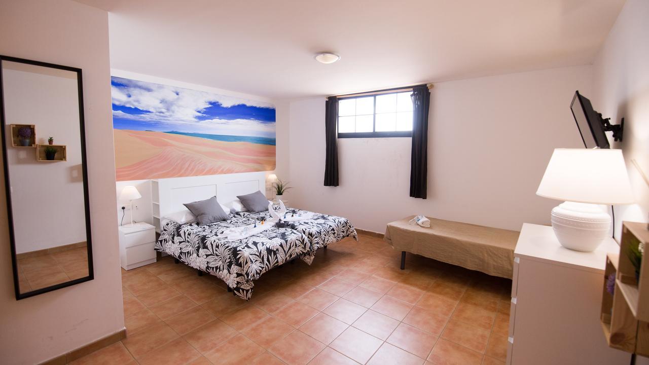 Camera Molto Ampia con Bagno in Comune