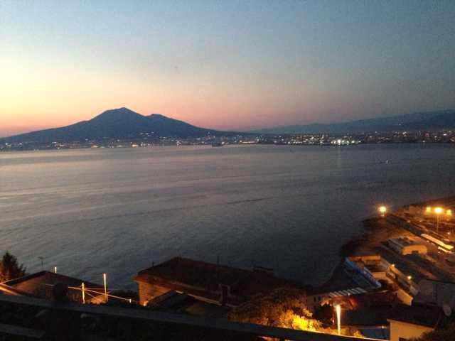 Camera Matrimoniale con Balcone e Vista Mare