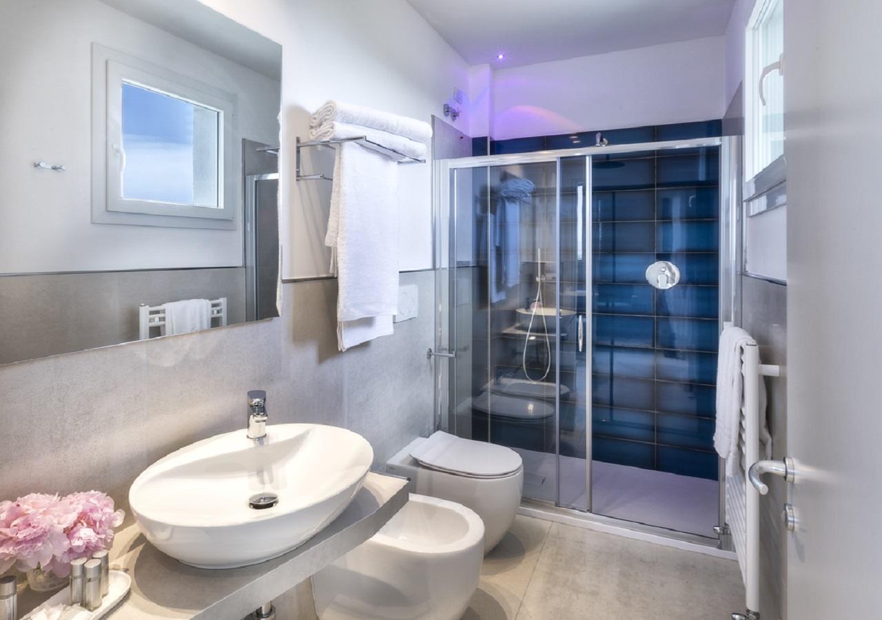 Double Room Lateral Sea View