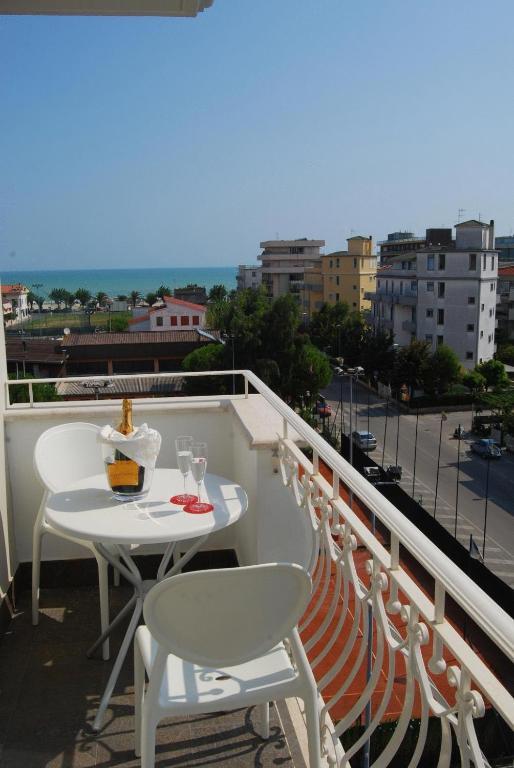 Three-Room Apartment (6 Adults),6616088:JPEG