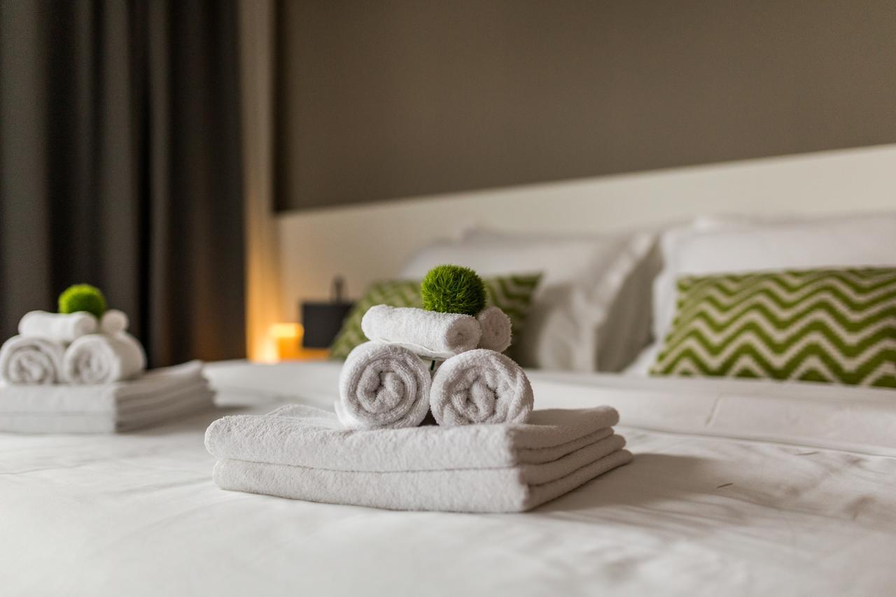 Deluxe Double Room with Balcony - Pool View