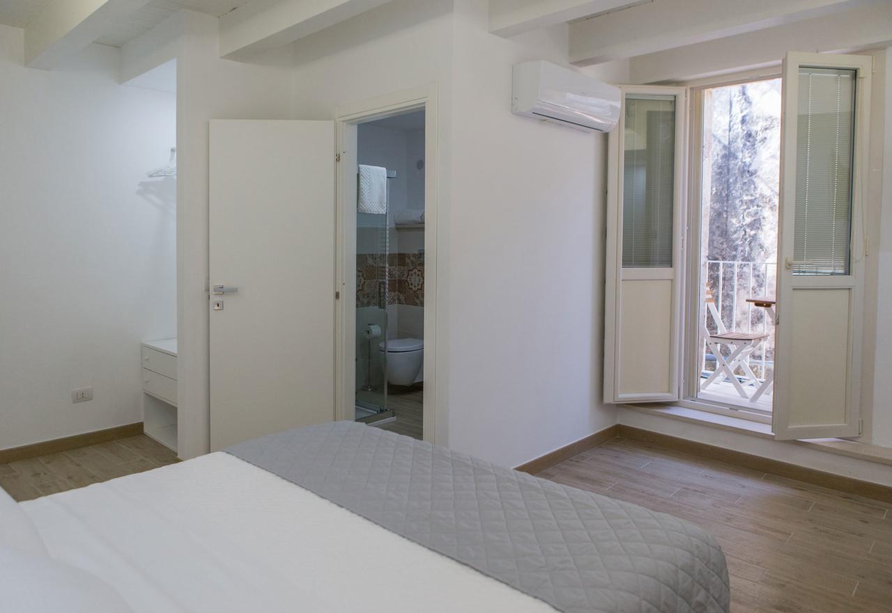 King Room Balcony,662864604:JPEG