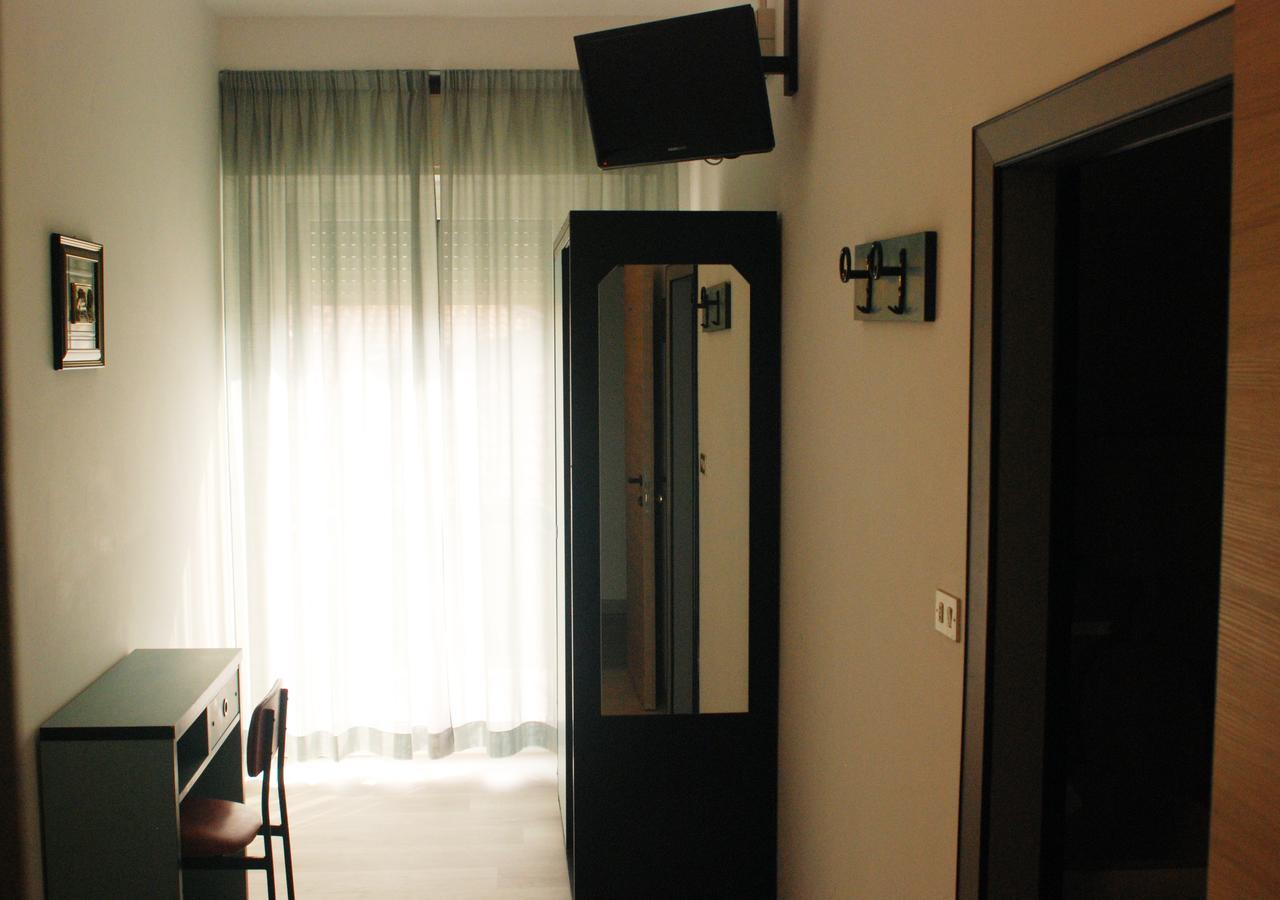Single Room Balcony