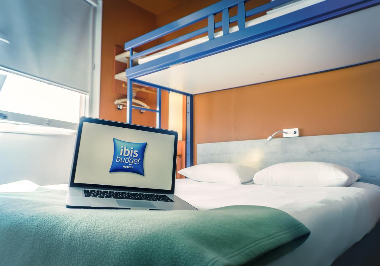 Triple Room One Double Bed One Bunk Bed