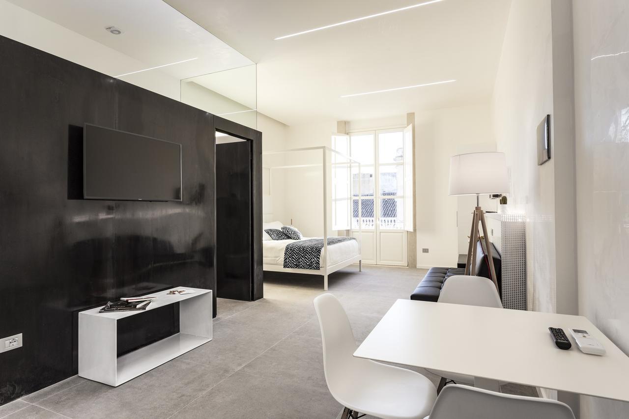 Deluxe King Studio