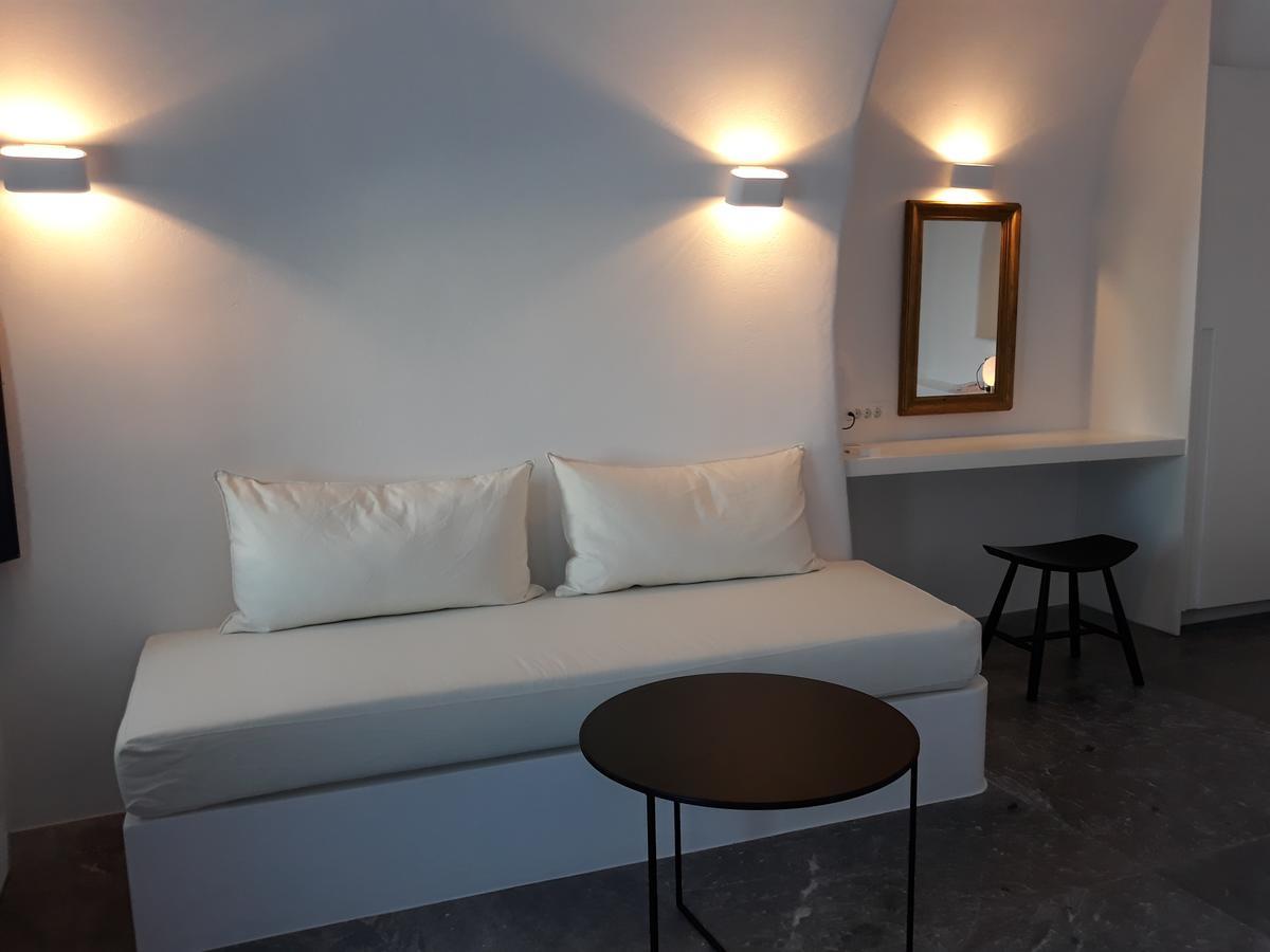 Suite Artist's con Vasca Immersione ad Acqua Fredda e Vista Caldera