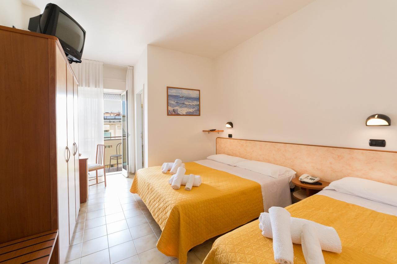 Camera Tripla con Bagno