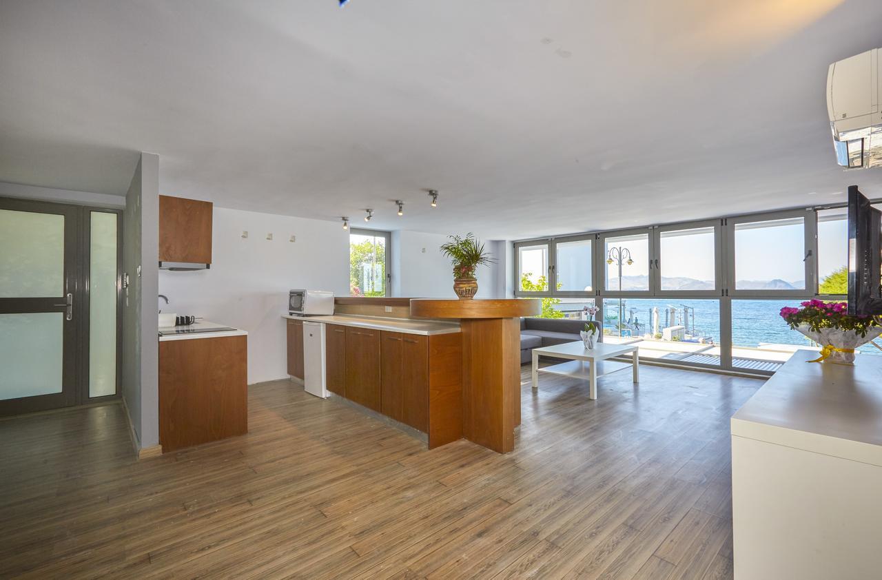 Suite con 2 Camere da Letto e Vista Mare
