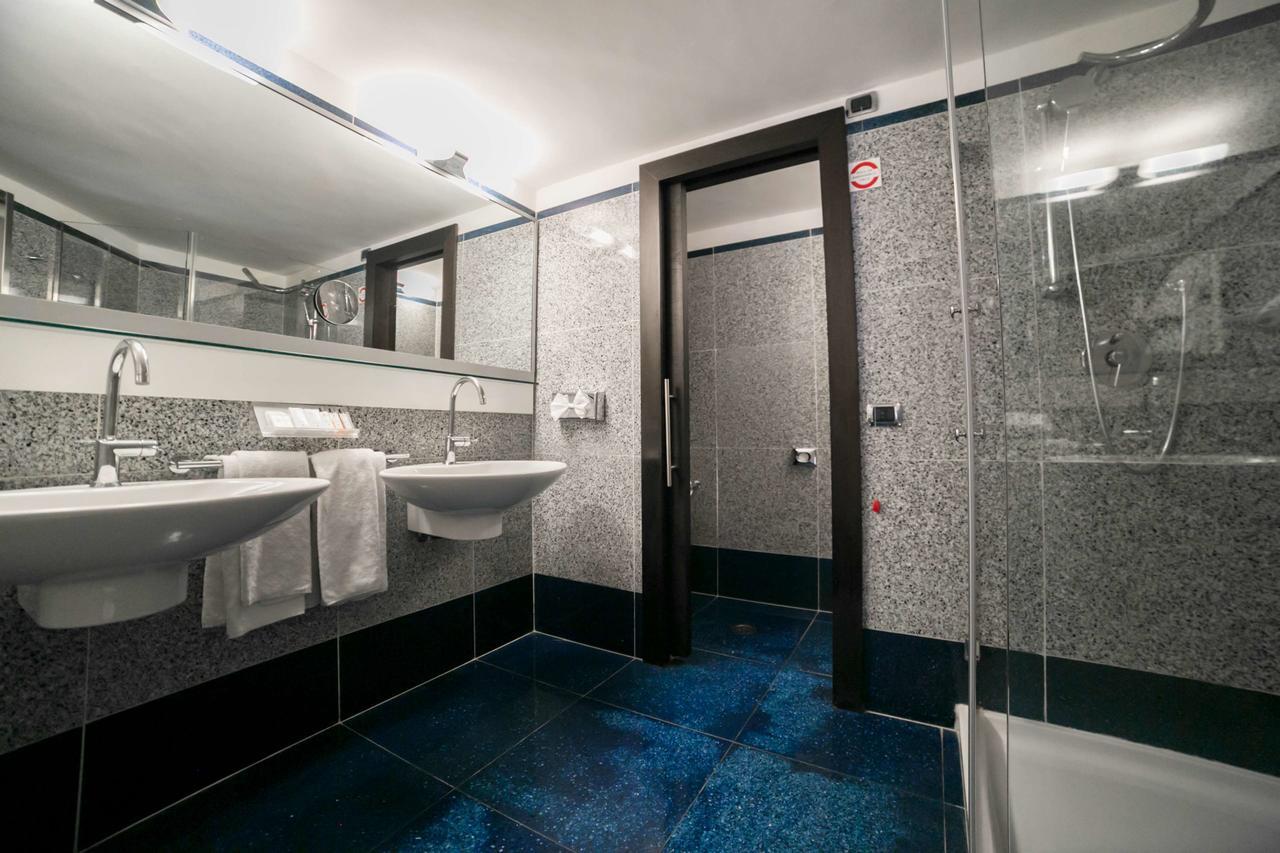 Junior Suite Split Level