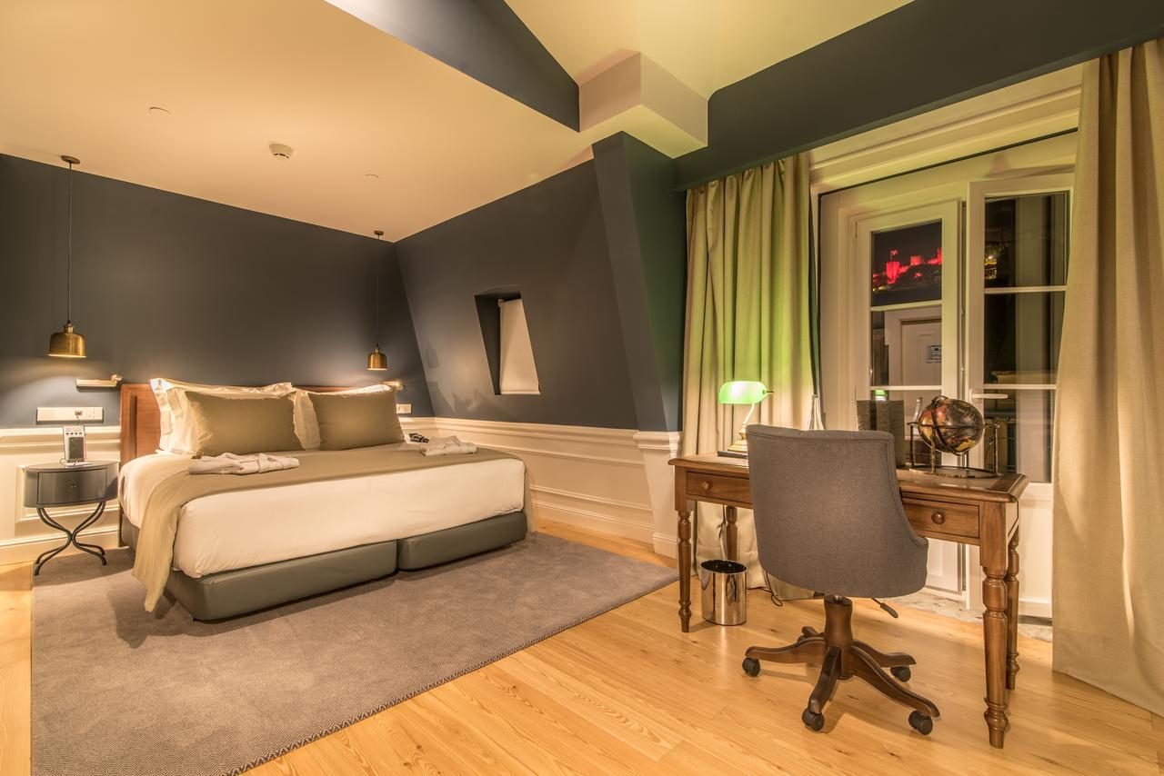 Premium Double or Twin Room City View