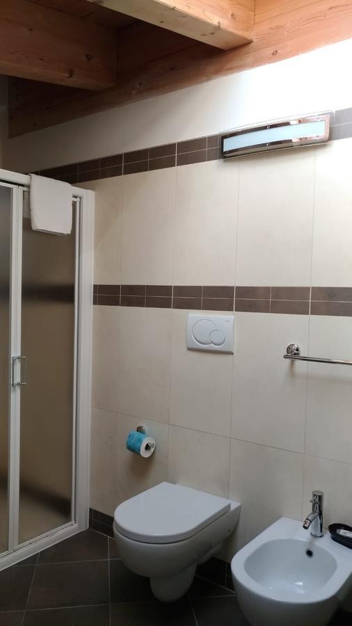 Studio Apartment Attic,670327773:JPEG