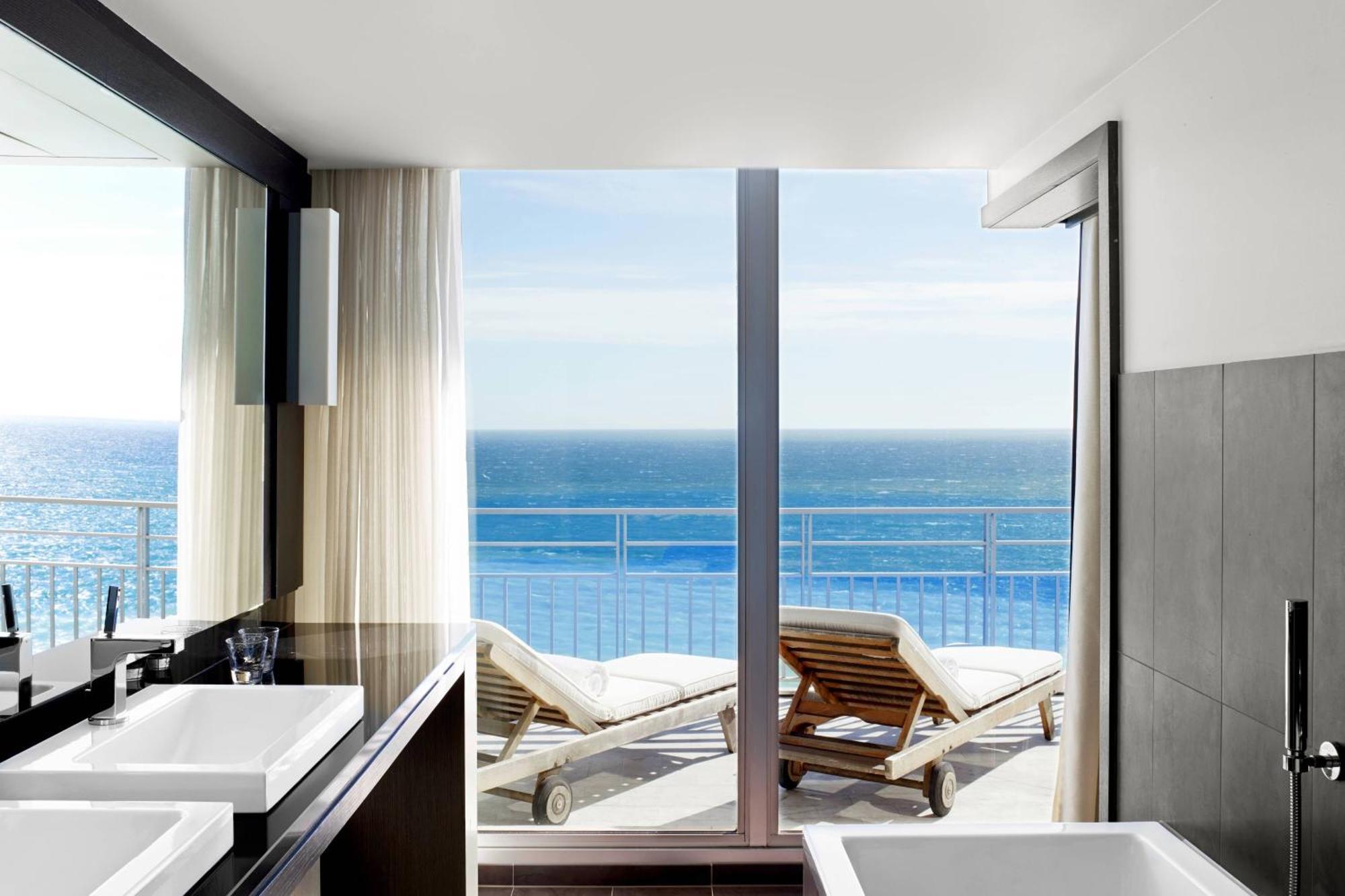 Junior Suite con Letto King-Size e Vista Mare