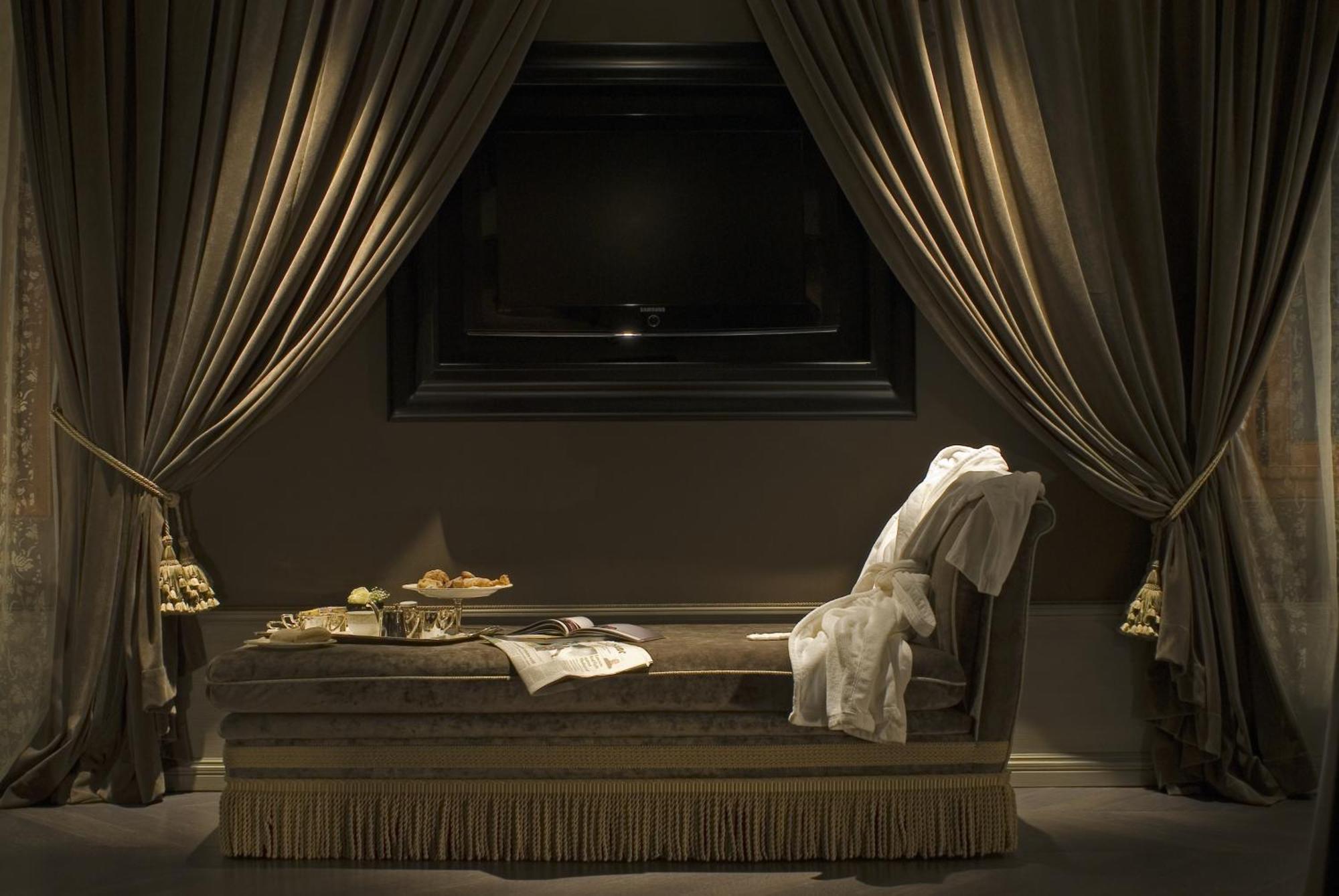 Junior Suite con Vista Canale
