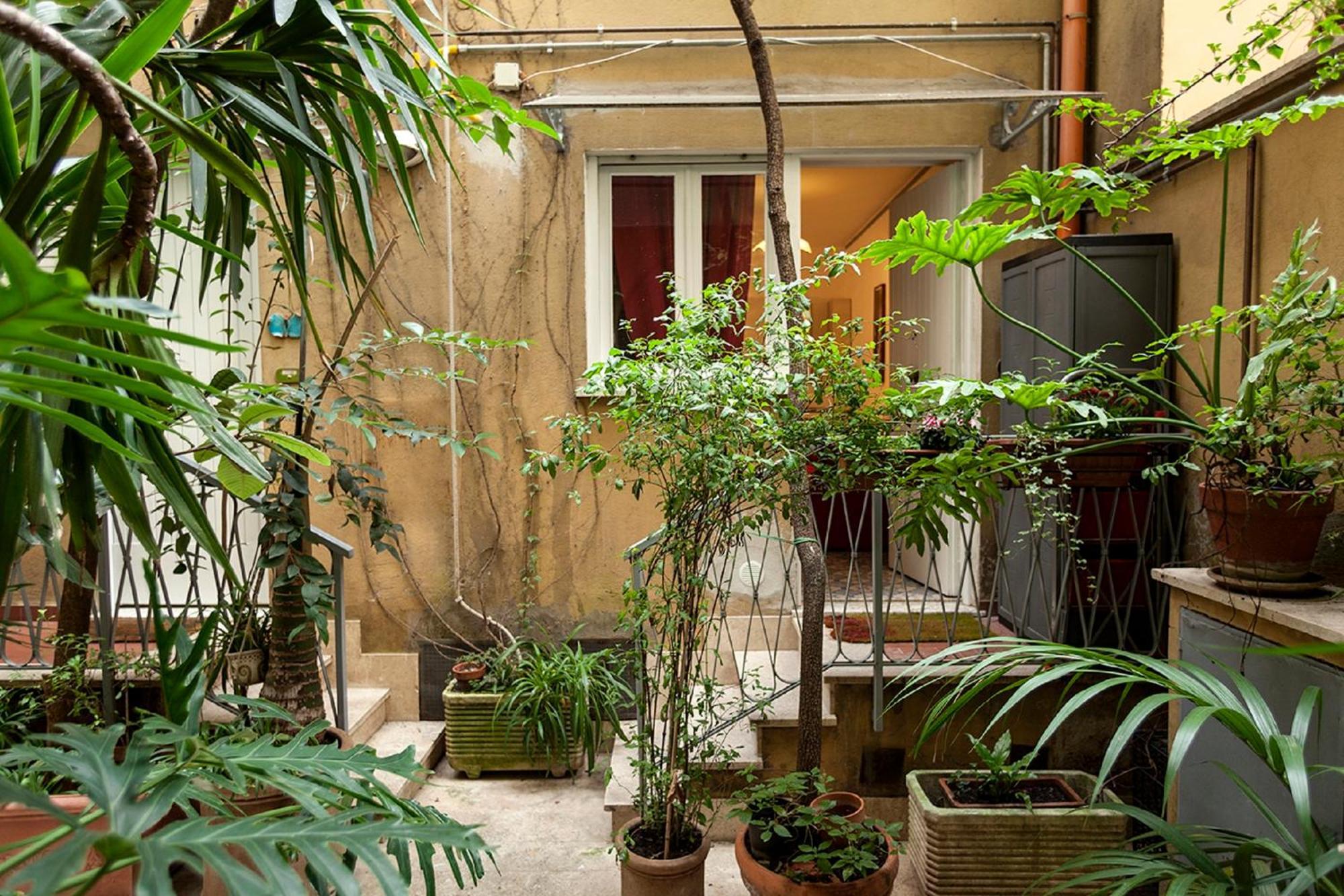 Appartamento con 1 Camera da Letto e Vista Giardino - Su 2 Livelli