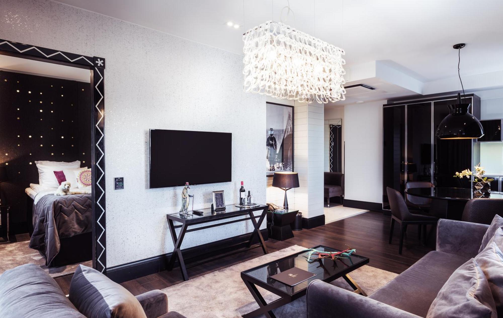 Polar Family Room