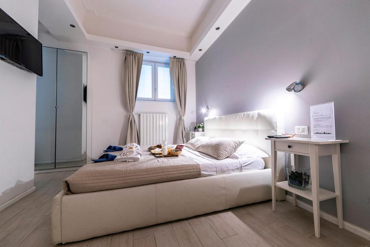 Deluxe Triple Room,696028278:JPEG