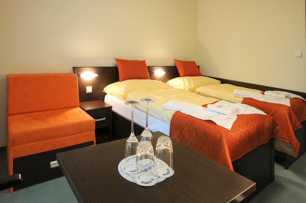 Double or Twin Room Balcony