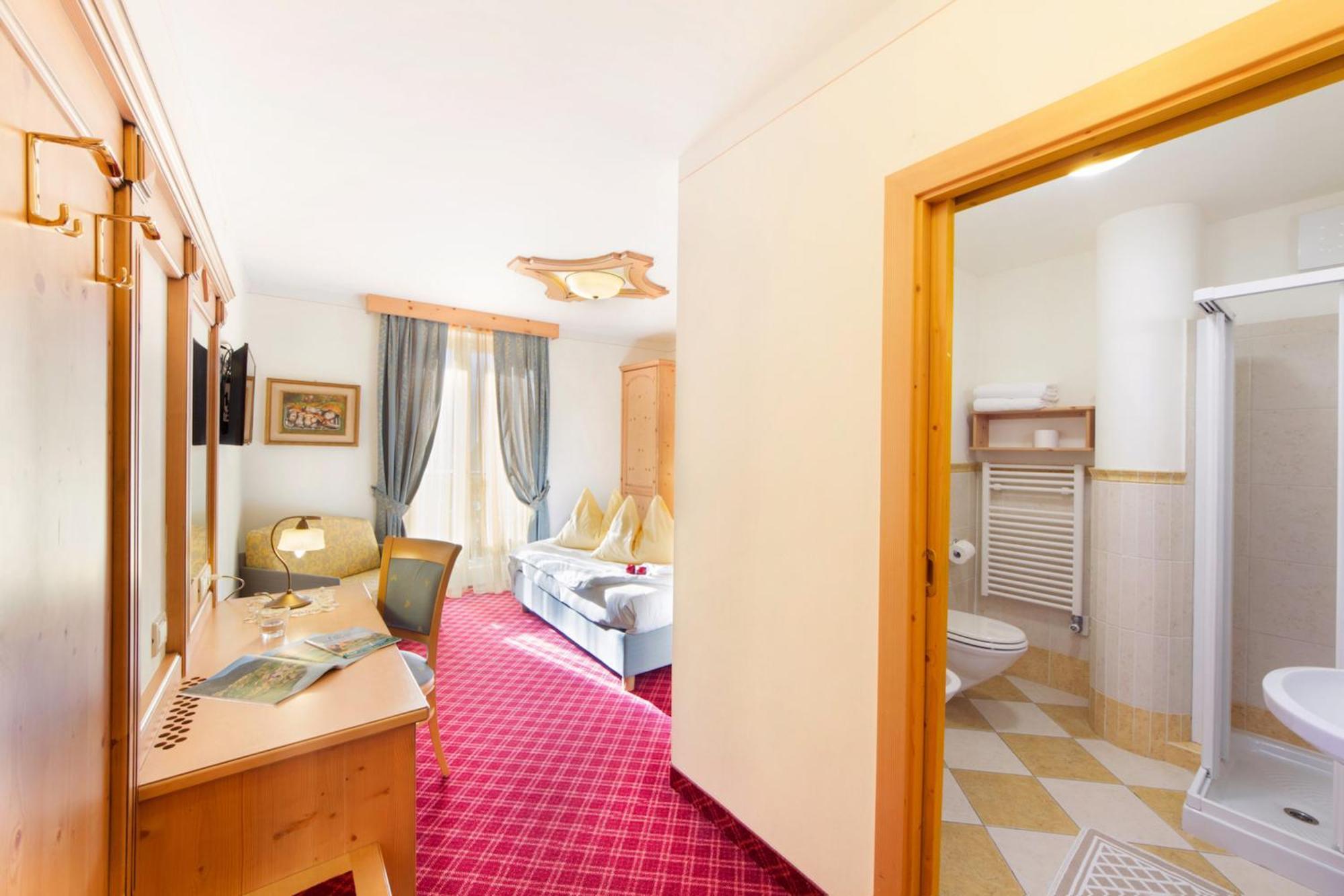Camera Tripla Comfort (Vista Lago)