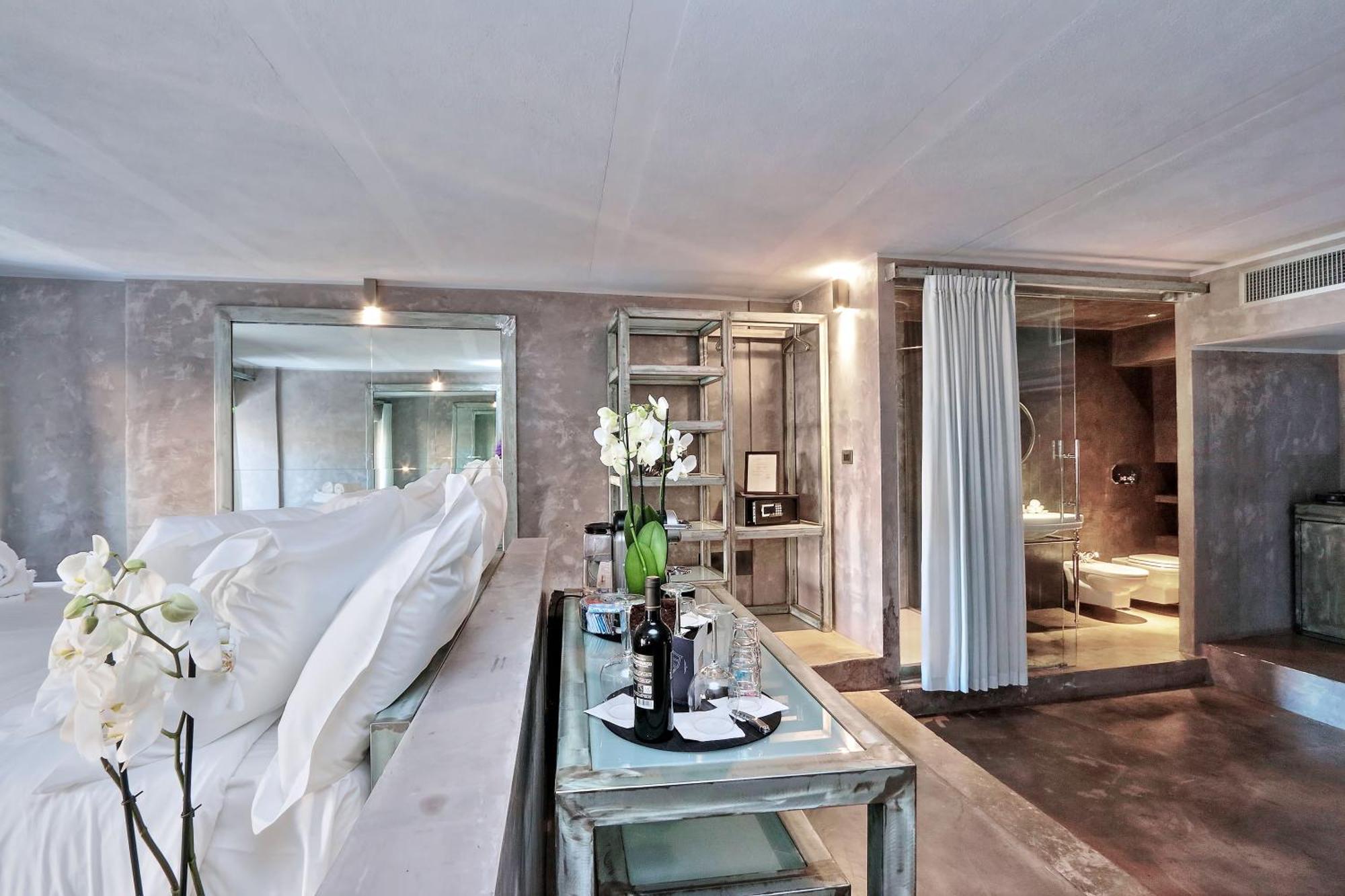 Suite City View