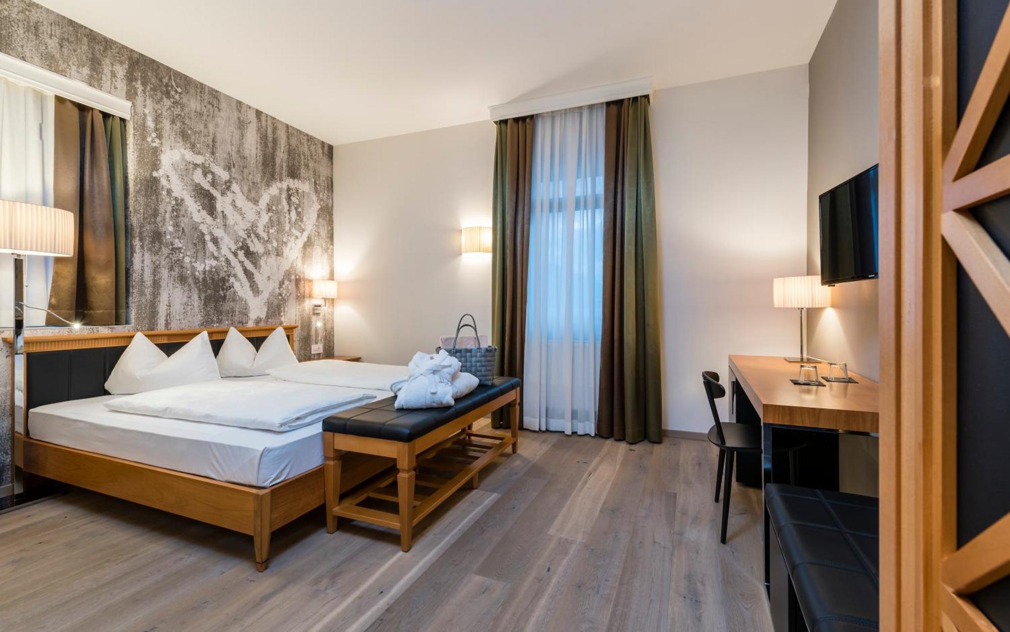 Standard Double Room,1027957303:JPEG