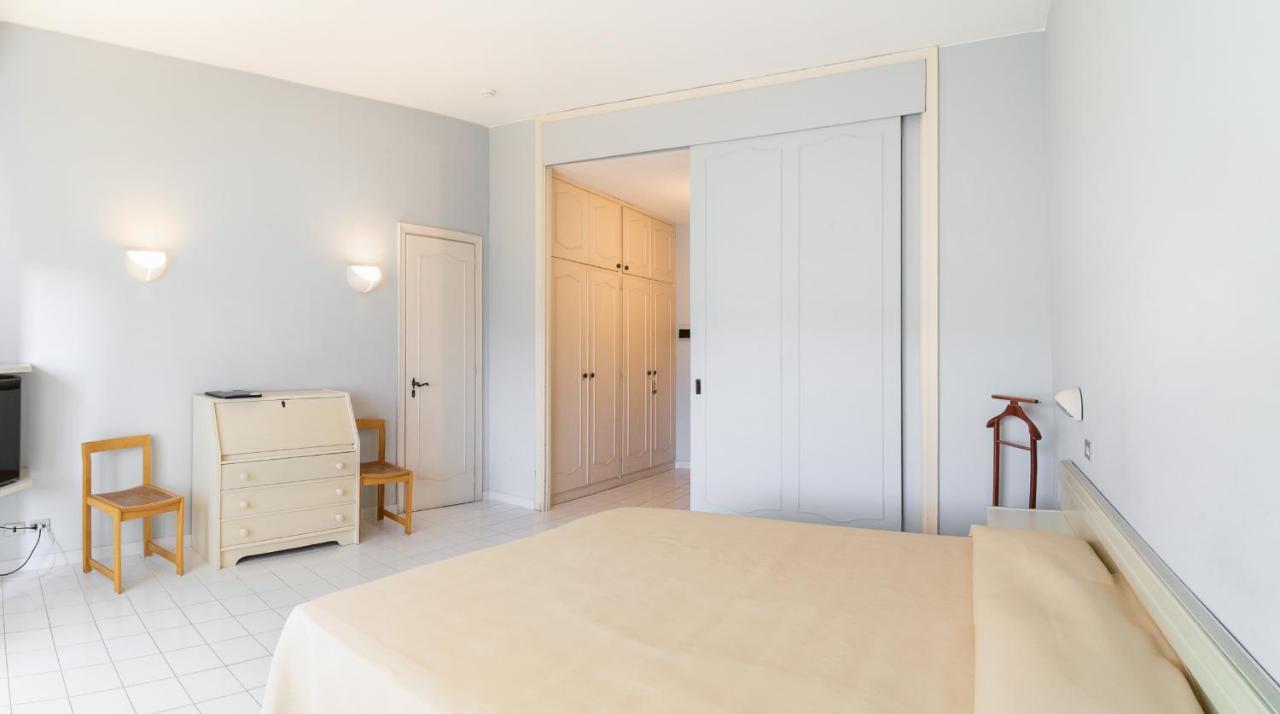 Standard Twin Room,728656909:JPEG