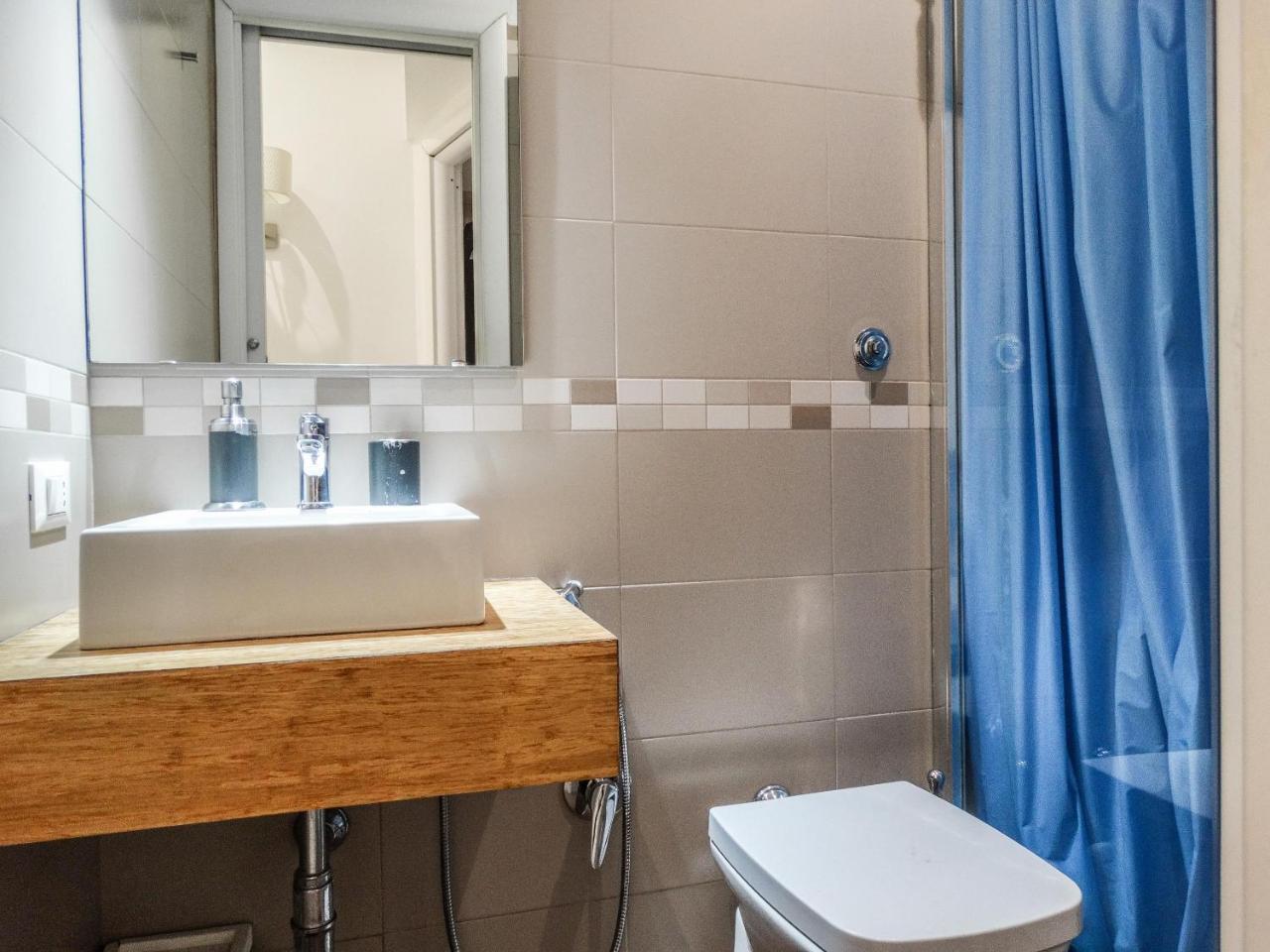 Camera Matrimoniale con Bagno Privato Esterno