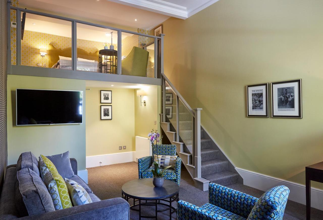 Deluxe King Suite
