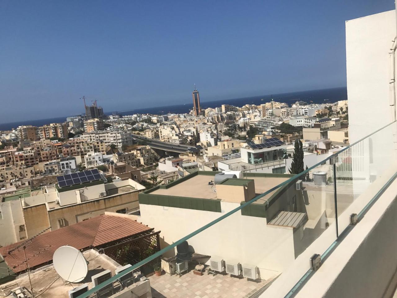 Superior Double or Twin Room City View