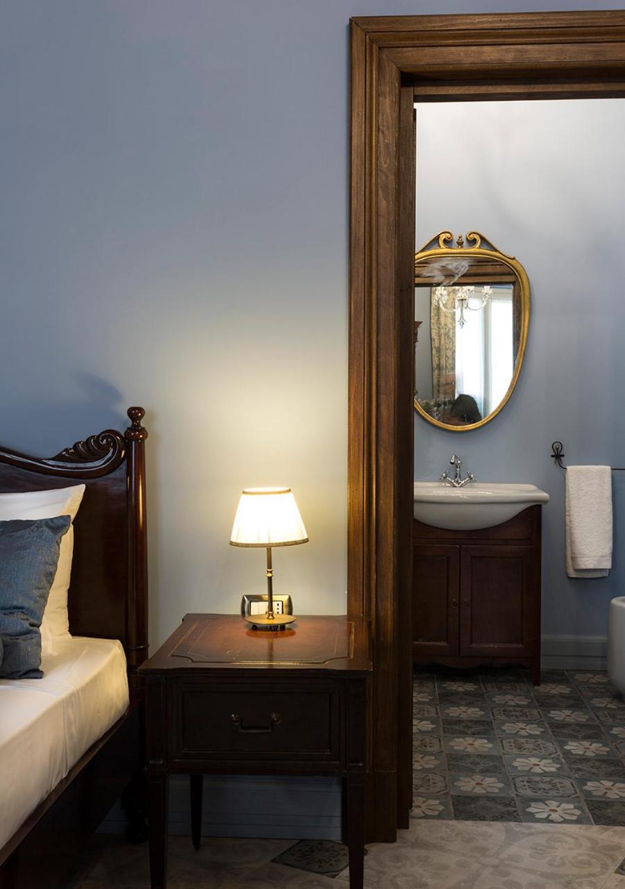 Deluxe Suite,742137322:JPEG