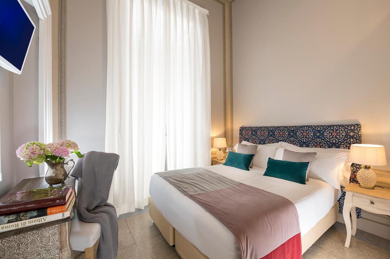 Small Double Room with Balcony,747110366:JPEG