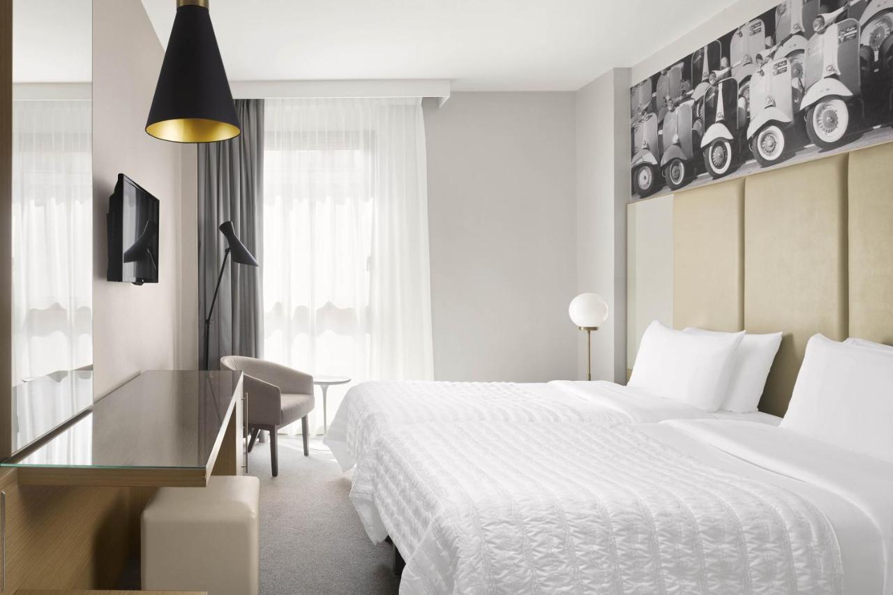 Superior Twin Room, Smaller Guest room, 2 Twin/Single Bed(s),1618818040:JPEG