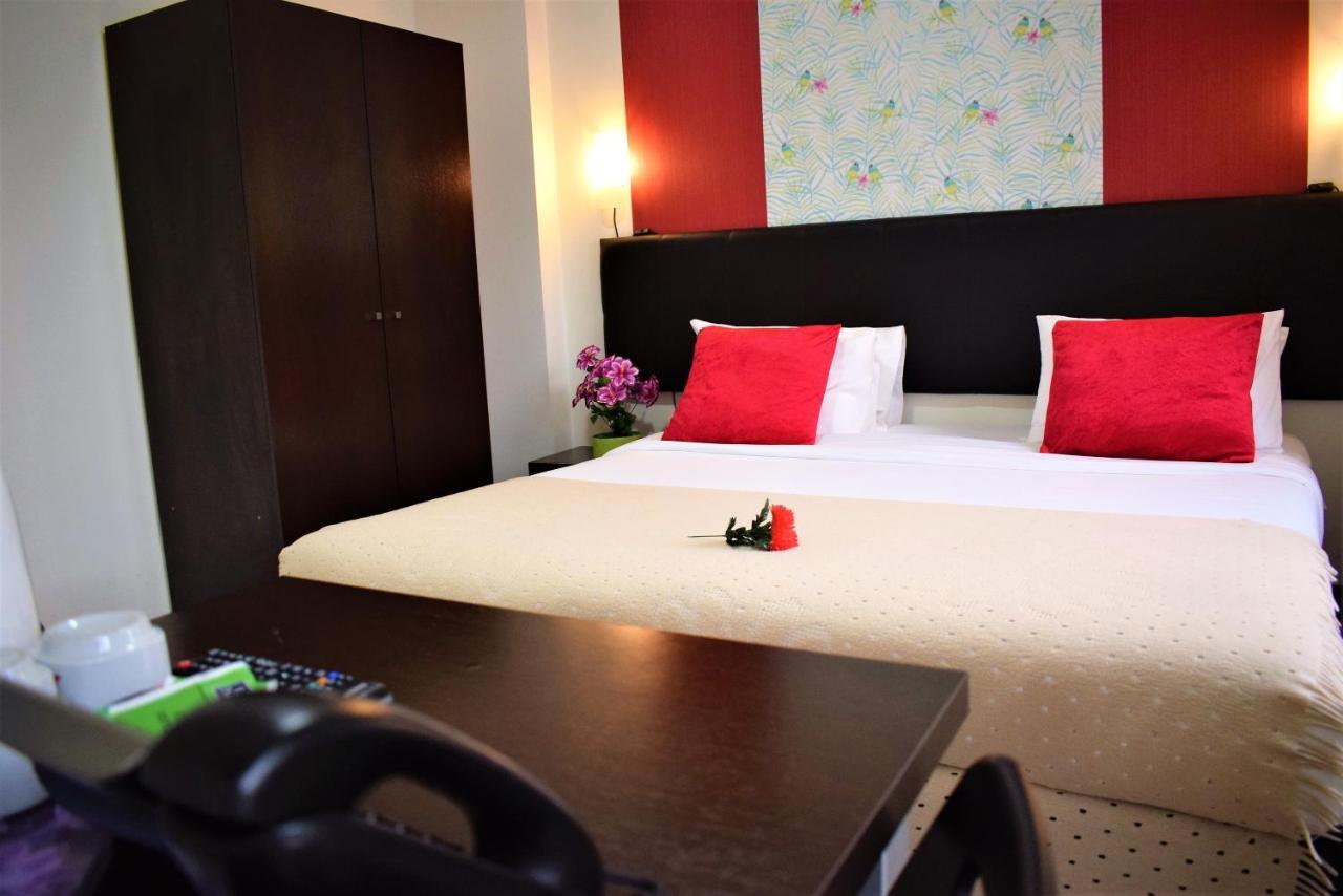 Double Room Private Bathroom