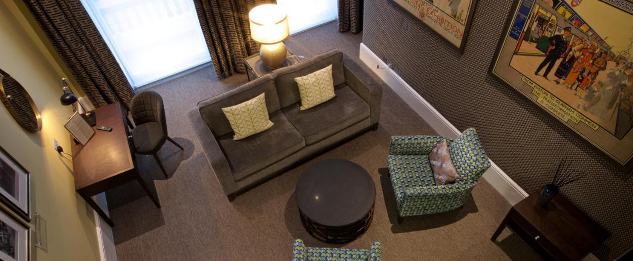 Deluxe King Suite