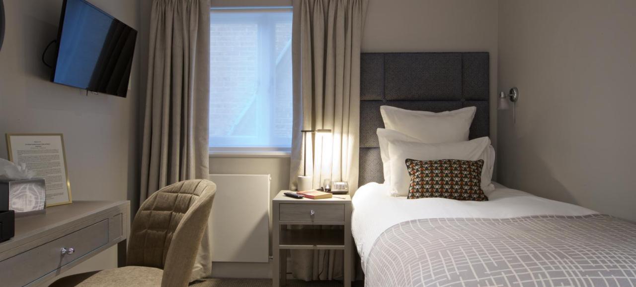 Classic Single Room
