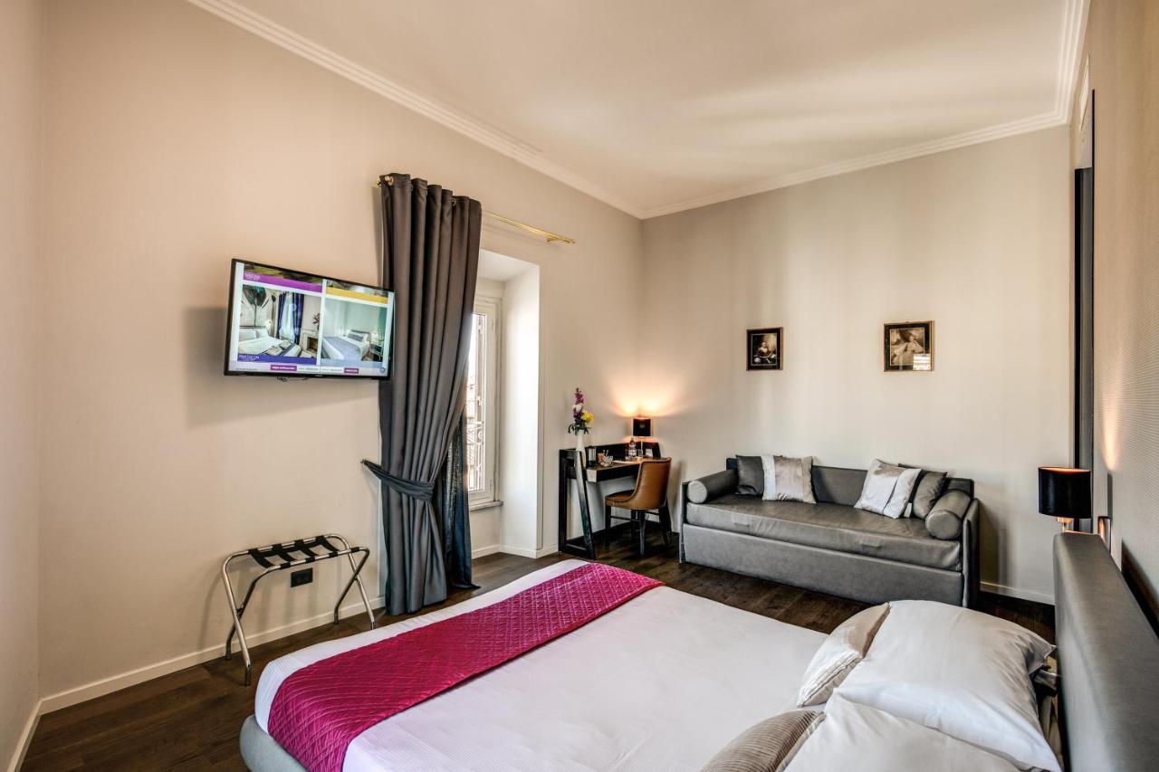 Deluxe Triple Room City View