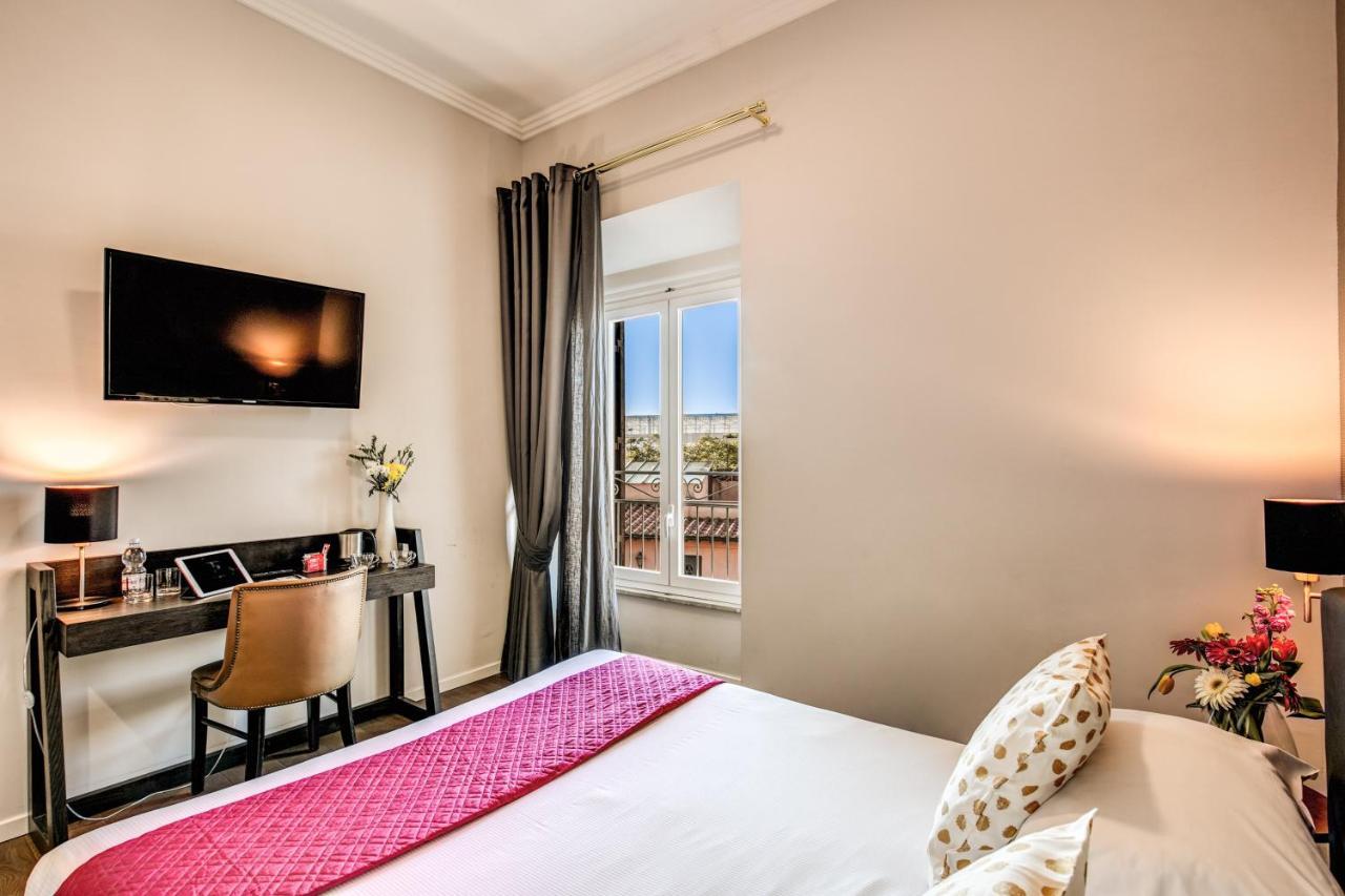 Queen Room