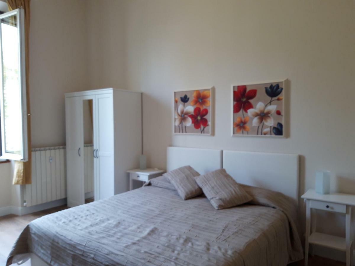 Camera Matrimoniale con Letto Supplementare