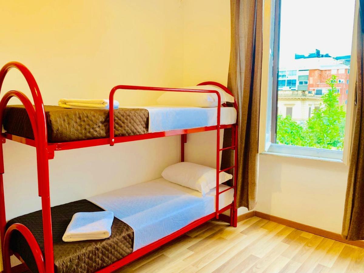 Posto Letto in Dormitorio Femminile per 4 Persone