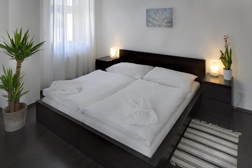 Appartamento con 3 Camere da Letto - Mansarda